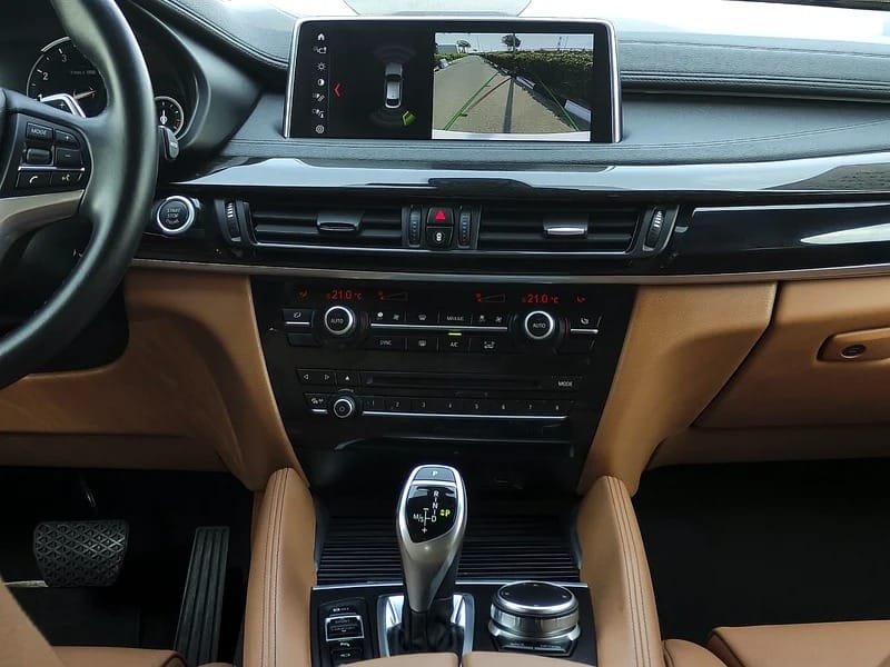 2019 BMW X6 sDrive35i