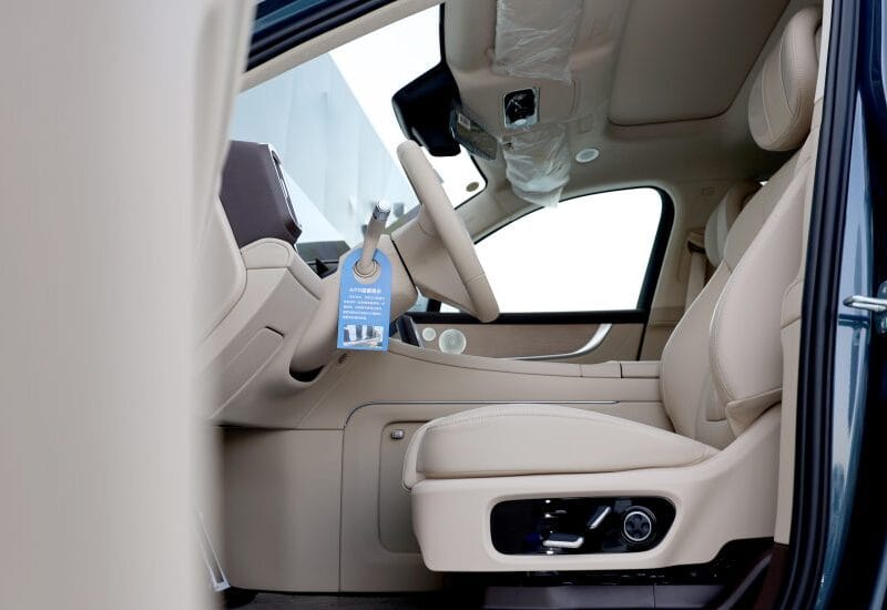 AITO SERES M9 LHD ULTRA 5 SEAT 2025