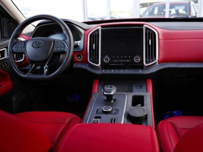 TAM VIKA T5 SUPER LUXURY 4X2 2025