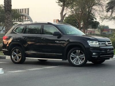 Volkswagen Teramont R-Line 3.6L VOLKSWAGEN TERAMONT 2019 GCC R LINE V6 FULL OPTIONS 7 SEATER WITH ONE YEAR DEALER WARRAN