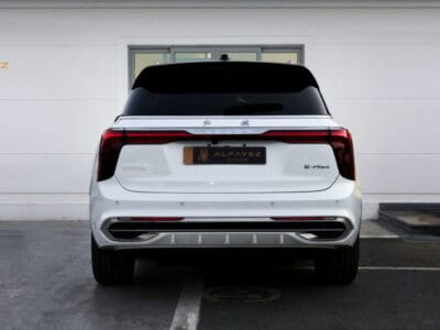 Hongqi E-HS9 HIGH SPECS 2025