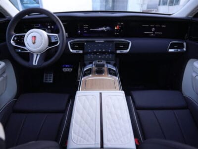 Hongqi E-HS9 HIGH SPECS 2025