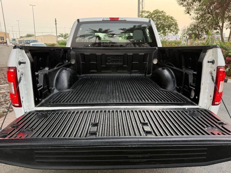 Ford F 150 FX4 Platinum 5.0L FX4 5.0L FORD F150 2019 GCC V8 FX4 IN GOOD CONDITION