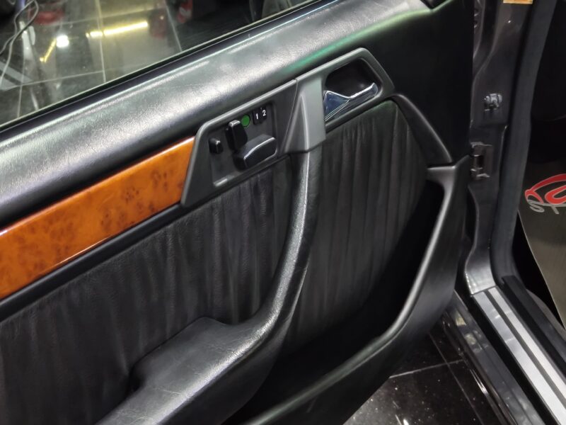 1994 Mercedes-Benz E 500