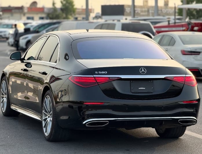 MERCEDES BENZ S 580 2022 Black Full Option CHASSIS GUARANTEE