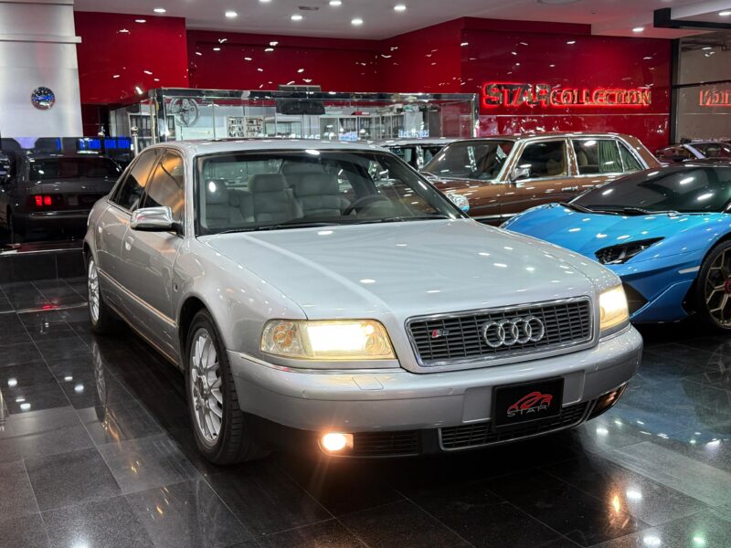 2001 Audi S8