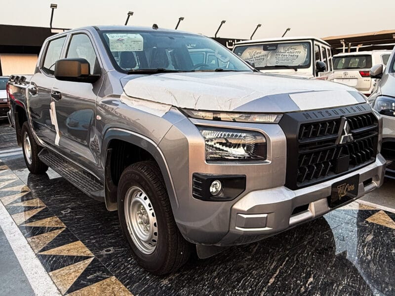 Mitsubishi L200 2025