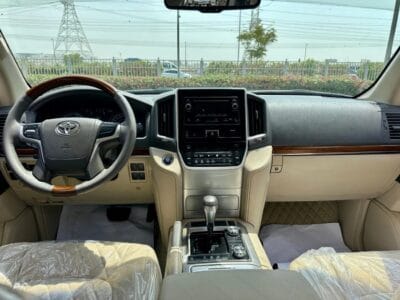 2018 Toyota Land Cruiser