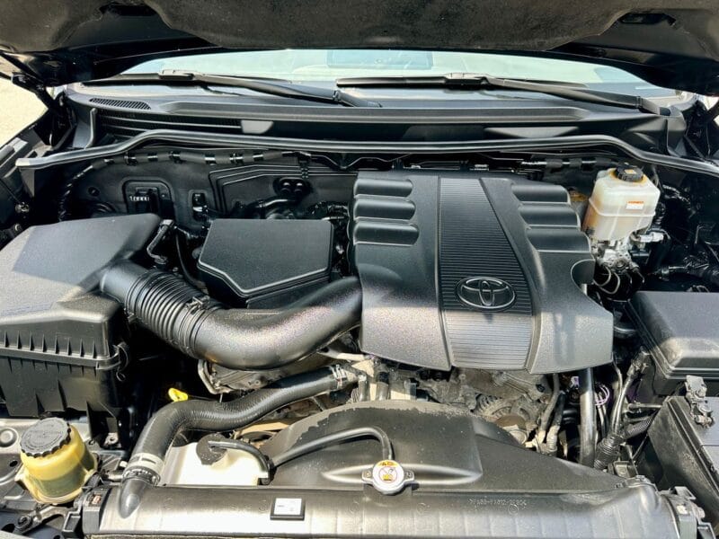 2018 Toyota Land Cruiser