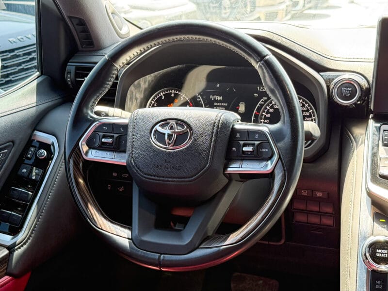 2022 Toyota Land Cruiser VXR