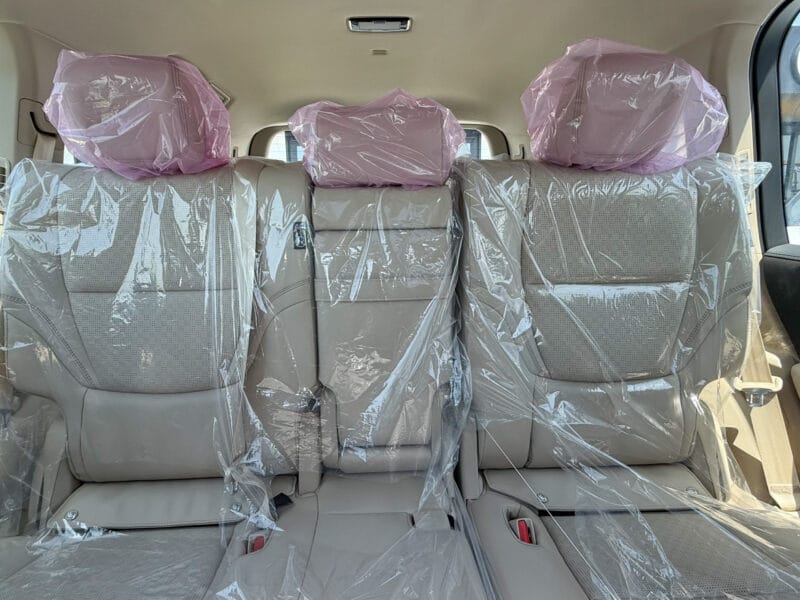 2025 Toyota Land Cruiser VXR