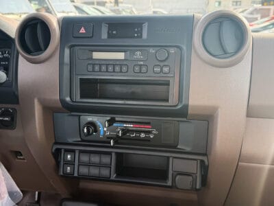 2025 Toyota Land Cruiser Pick-Up