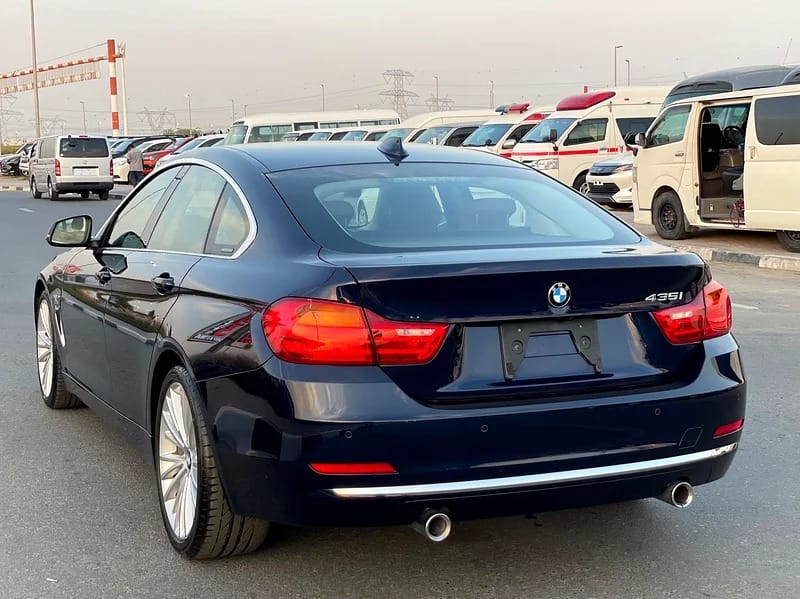 2015 BMW 4-Series 435i LUXURY - EXCELLENT CONDITION