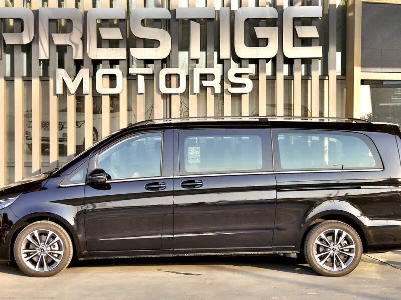 Mercedes-Benz V300 Avantgarde+ Extra Long/2025/GCC/2 Years Local Warranty