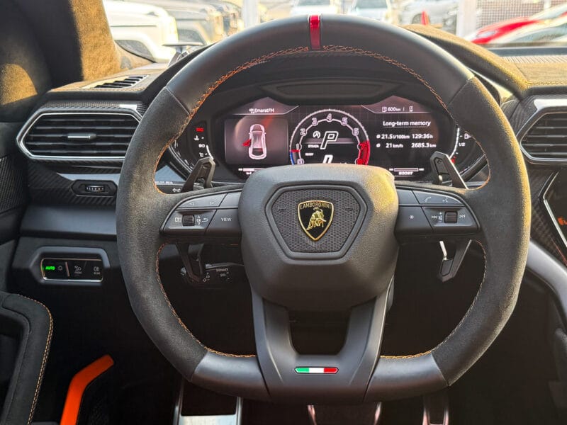 2024 Lamborghini Urus Performante