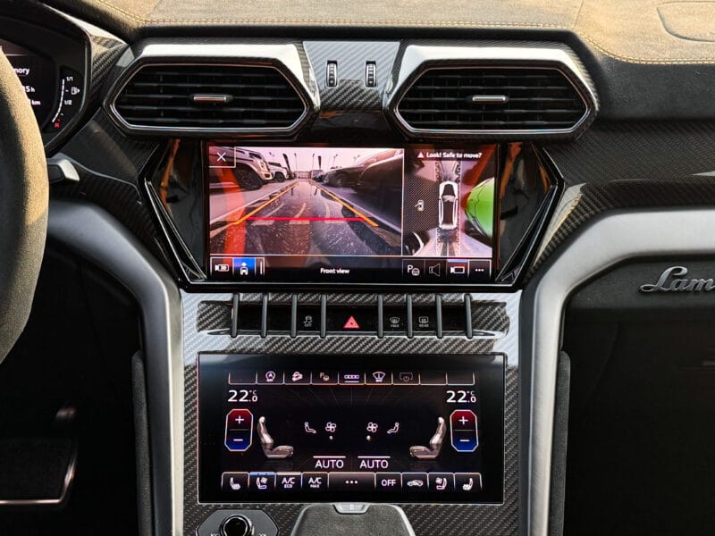 2024 Lamborghini Urus Performante