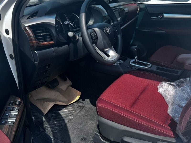 2025 Toyota Hilux DLS 2.7L