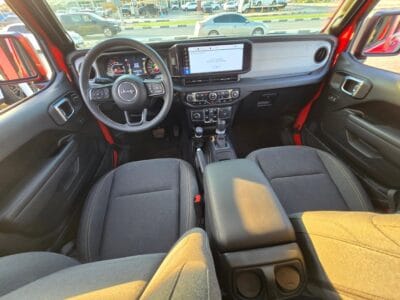 Jeep Gladiator 2025 - Luxury Specs and Excellent condition