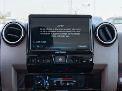 2025 Toyota Land Cruiser LC 76 2.8L AT Diesel (Gray)