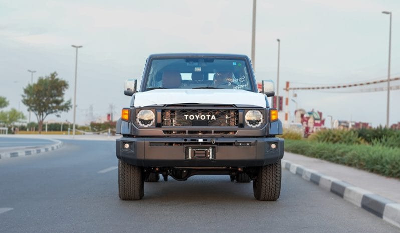 2025 Toyota Land Cruiser LC 76 2.8L AT Diesel (Gray)