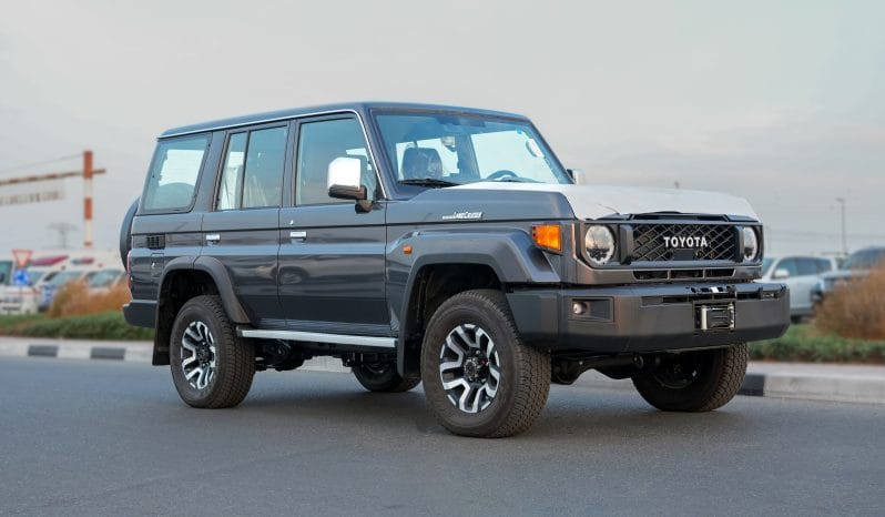 2025 Toyota Land Cruiser LC 76 2.8L AT Diesel (Gray)