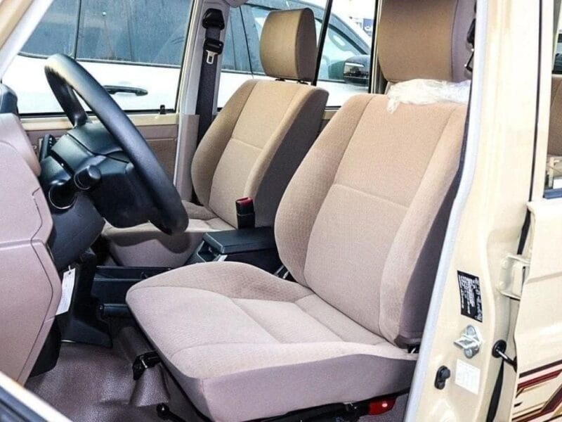 Toyota Land Cruiser Pick Up LC79 DC 2.8L Turbo Diesel 4WD AT 2024