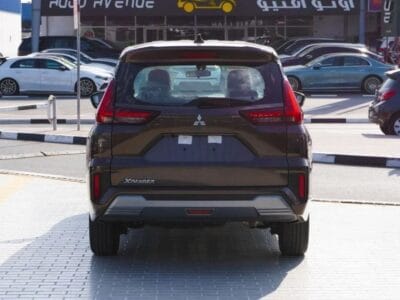 Mitsubishi Xpander Mid 1.5L 4-cylinder engine 2023