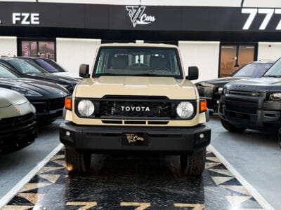 2025 Toyota Land Cruiser Pickup LC79 Double Cab Beige