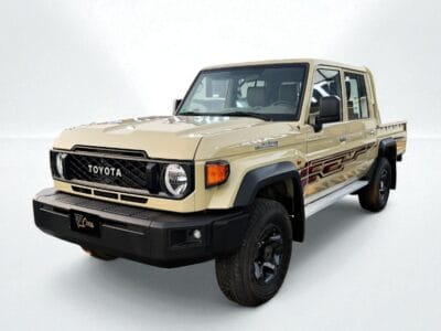 2025 Toyota Land Cruiser Pickup LC79 Double Cab Beige