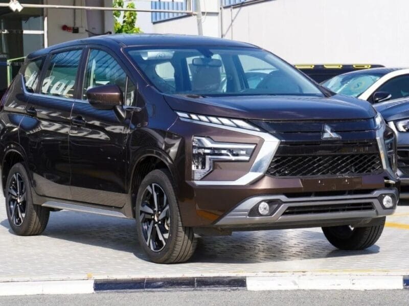 Mitsubishi Xpander Mid 1.5L 4-cylinder engine 2023