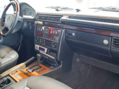 1997 Mercedes-Benz G 320 8-cylinders Engine 4WD
