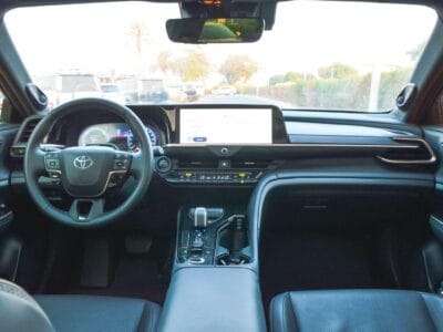 TOYOTA CROWN HYBRID-MAX 2.4L SEDAN 2024 Hybrid