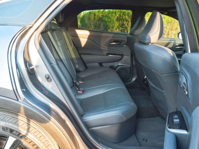 TOYOTA CROWN HYBRID-MAX 2.4L SEDAN 2024 Hybrid