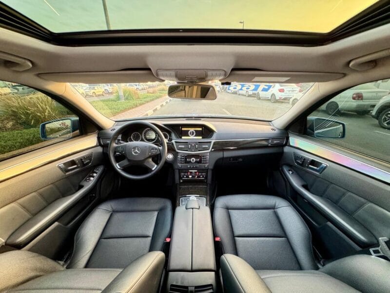 MERCEDES-BENZ E 350 BLUE 2010