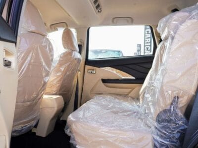 Mitsubishi Xpander Mid 1.5L 4-cylinder engine 2023