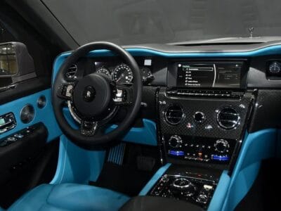 2023 Rolls-Royce Cullinan Black Badge AGMC - Dealership