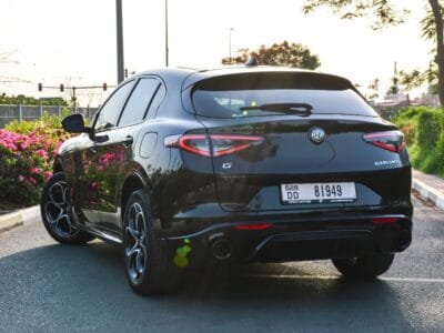 ALFA ROMEO STELVIO VELOCE 2.0L AWD SUV Model 2023