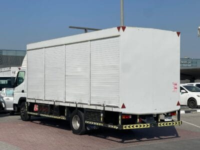 2019 Mitsubishi Canter, 18 FT, Water Shutter, Diesel GCC