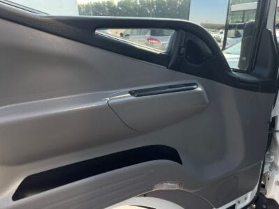 2019 Mitsubishi Canter, 18 FT, Water Shutter, Diesel GCC