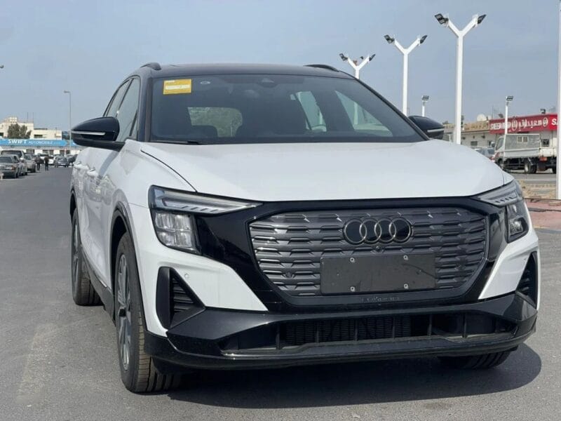 Audi Q5 AUDI Q5 - 40 E-Tron Model 2024 A/T FWD