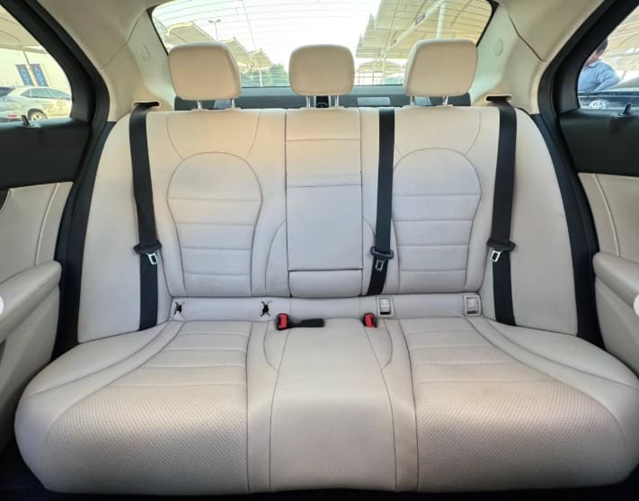 MERCEDES BENZ C300 V4 2020 NEAT AND CLEAN CAR