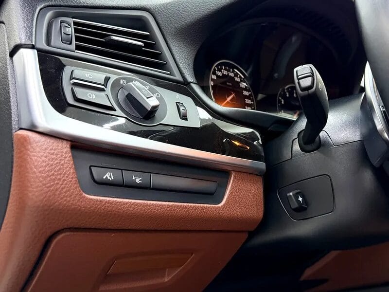 2015 BMW 5-Series 528i 4-Cylinder Engine