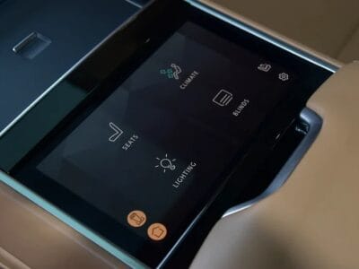 2022 Land Rover Range Rover Autobiography 8-Cylinder Engine