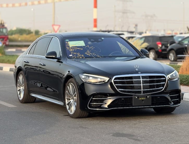 MERCEDES BENZ S 580 2022 Black Full Option CHASSIS GUARANTEE