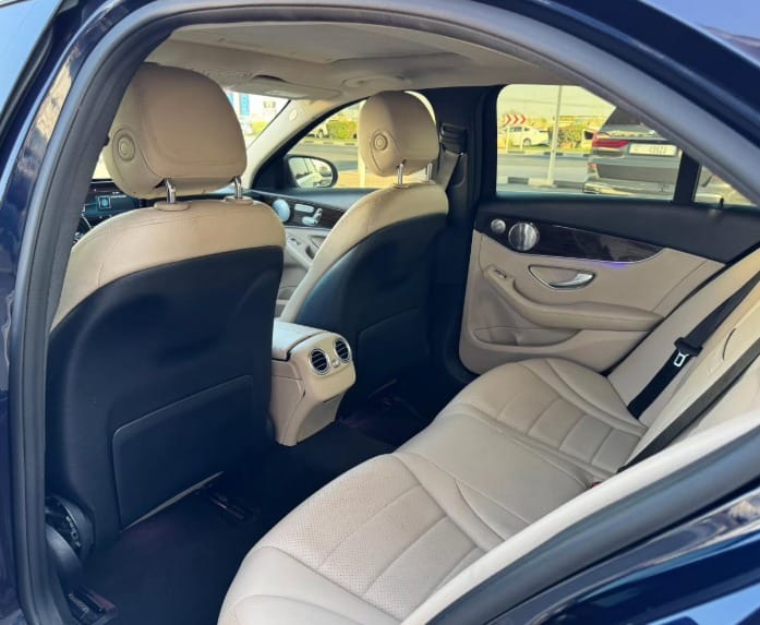 MERCEDES BENZ C300 V4 2020 NEAT AND CLEAN CAR