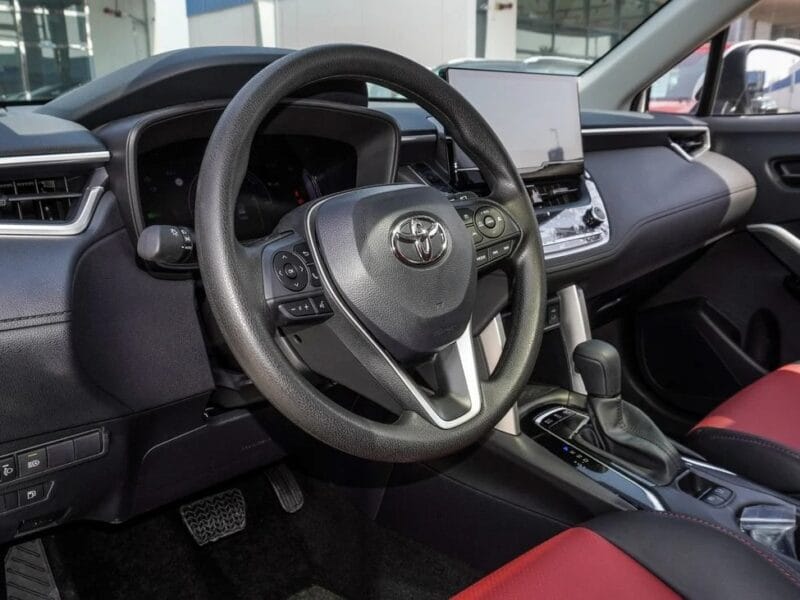 Toyota Frontlander Model 2025 4-cylinders Engine FWD