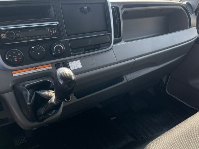 2019 Mitsubishi Canter, 18 FT, Water Shutter, Diesel GCC