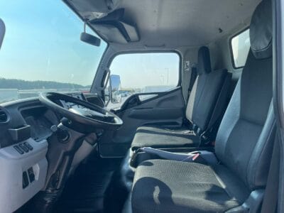 2019 Mitsubishi Canter, 18 FT, Water Shutter, Diesel GCC