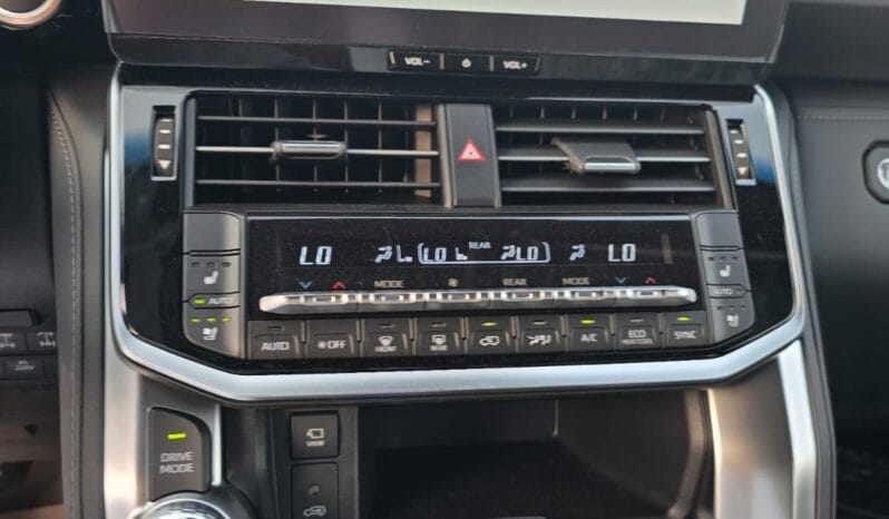 New 2026 Toyota Land Cruiser Hybrid 4WD - White