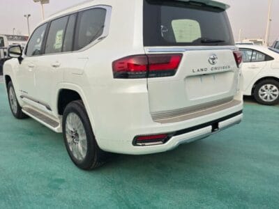 New 2026 Toyota Land Cruiser Hybrid 4WD - White